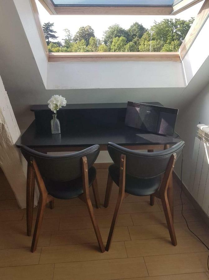 Orleans Appartement 2 Chambres Avec Parking 外观 照片