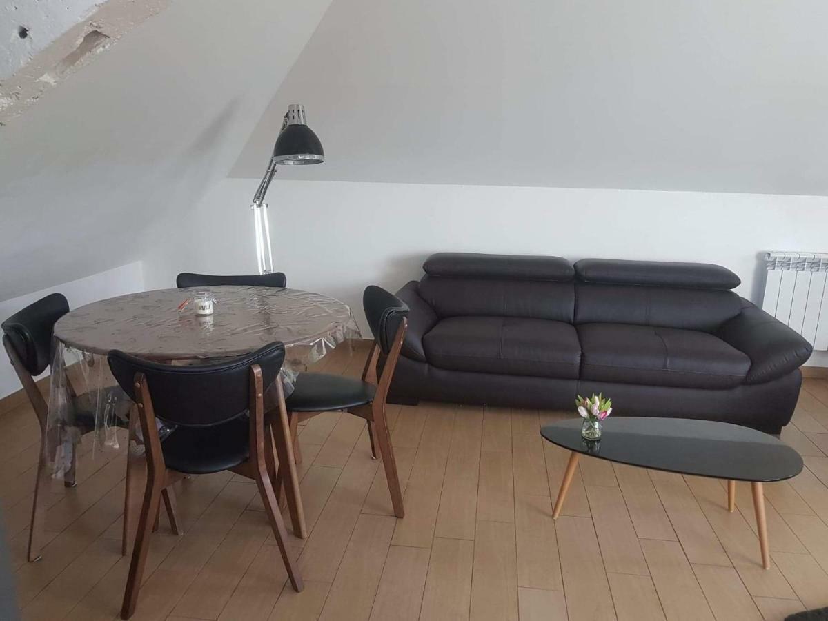 Orleans Appartement 2 Chambres Avec Parking 外观 照片
